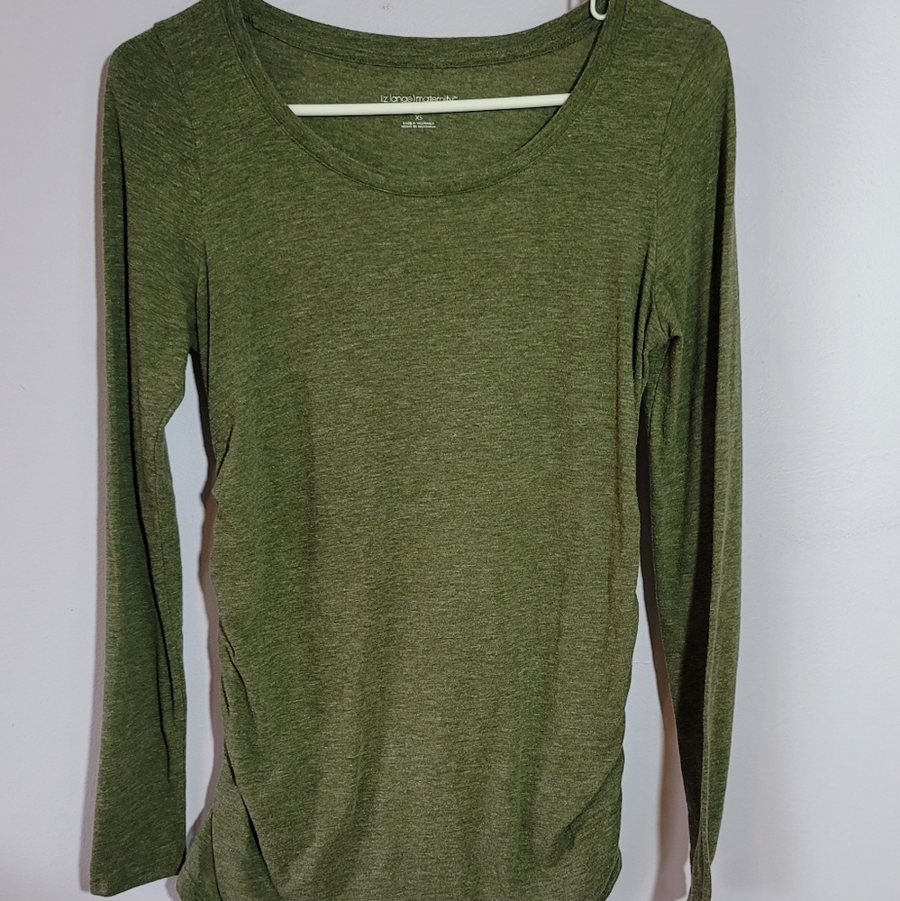 Liz Lange ls maternity top size xs